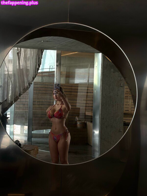 03helenaaa Photo OnlyFans Nu #3