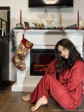 Full leaked Pipuh/ private onlyfans photo