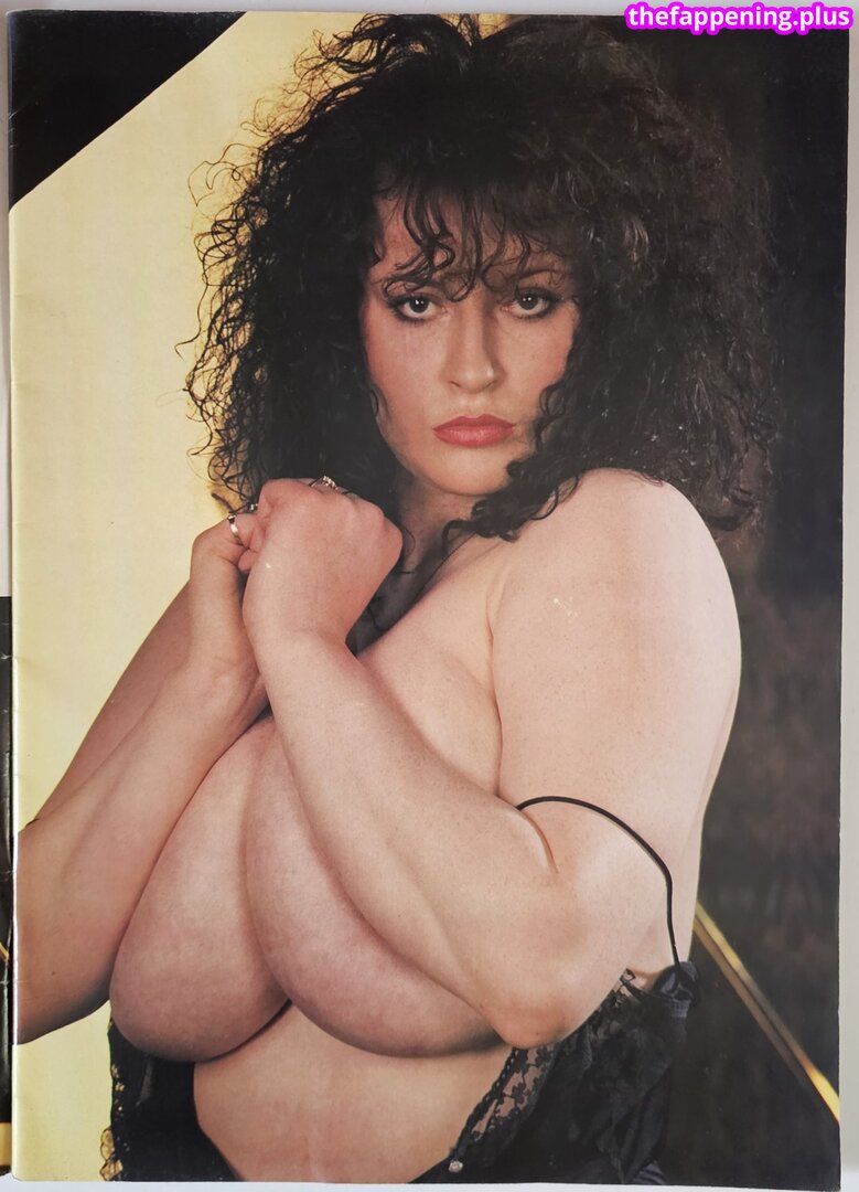 1980'S & Early 90'S Page 3 Girls / GlamourTeaJames / https: / mariawhittaker Naken OnlyFans Foto #1008