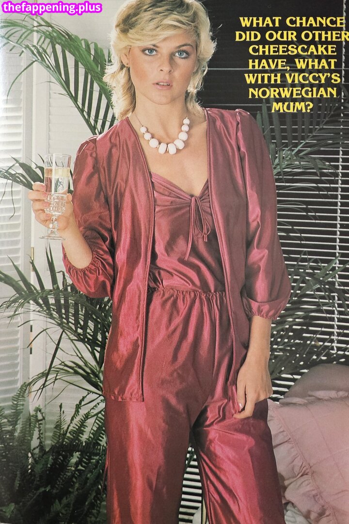 1980'S & Early 90'S Page 3 Girls / GlamourTeaJames / https: / mariawhittaker Nagie OnlyFans Zdjęcie #1458