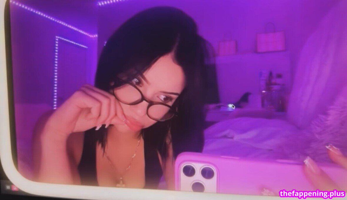 21vmar Nacktes OnlyFans Foto #15