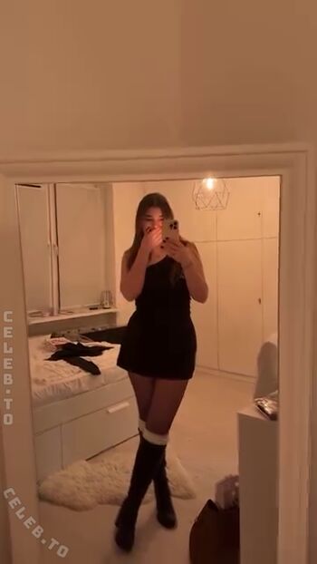 Full leaked Jarla private onlyfans photo