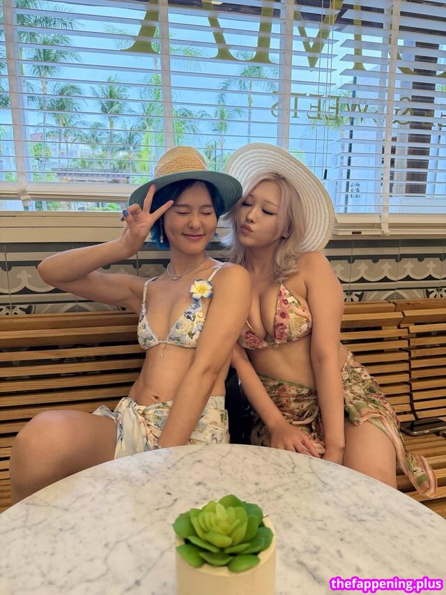 39Daph / Daph / dxphvee / https: Foto OnlyFans Nua #420
