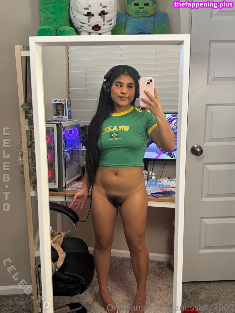 444Vanessa / 444vanessak / bougie_vee / iitmythrowaway / vanessak_2002 Nacktes OnlyFans Foto #18