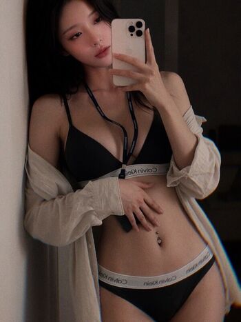 Full leaked Am wen page private onlyfans photo