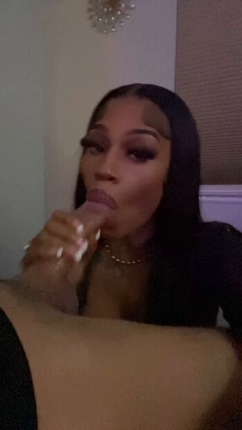 Full leaked Exclusivbaddie private onlyfans photo