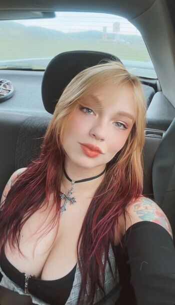 Full leaked Ggy private onlyfans photo