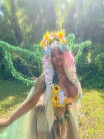 Full leaked Honeygram private onlyfans photo