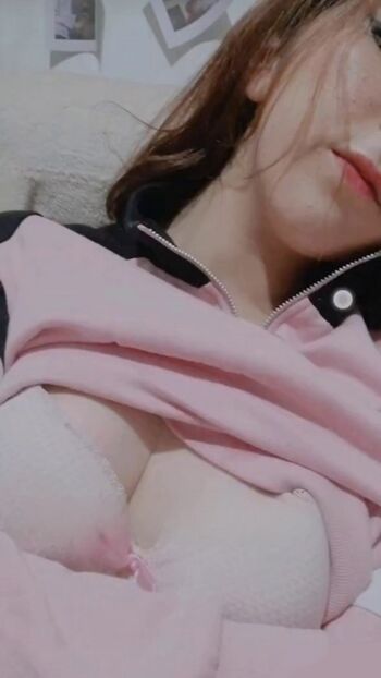 Full leaked Mitssu private onlyfans photo