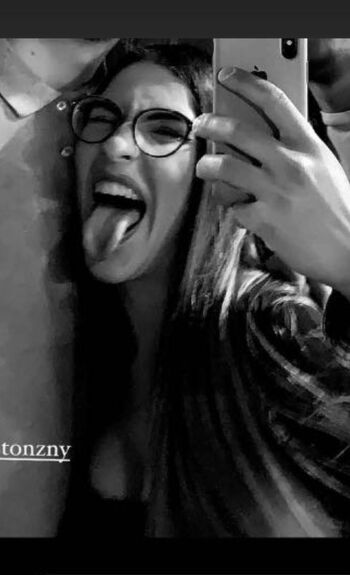 Full leaked A u relie private onlyfans photo