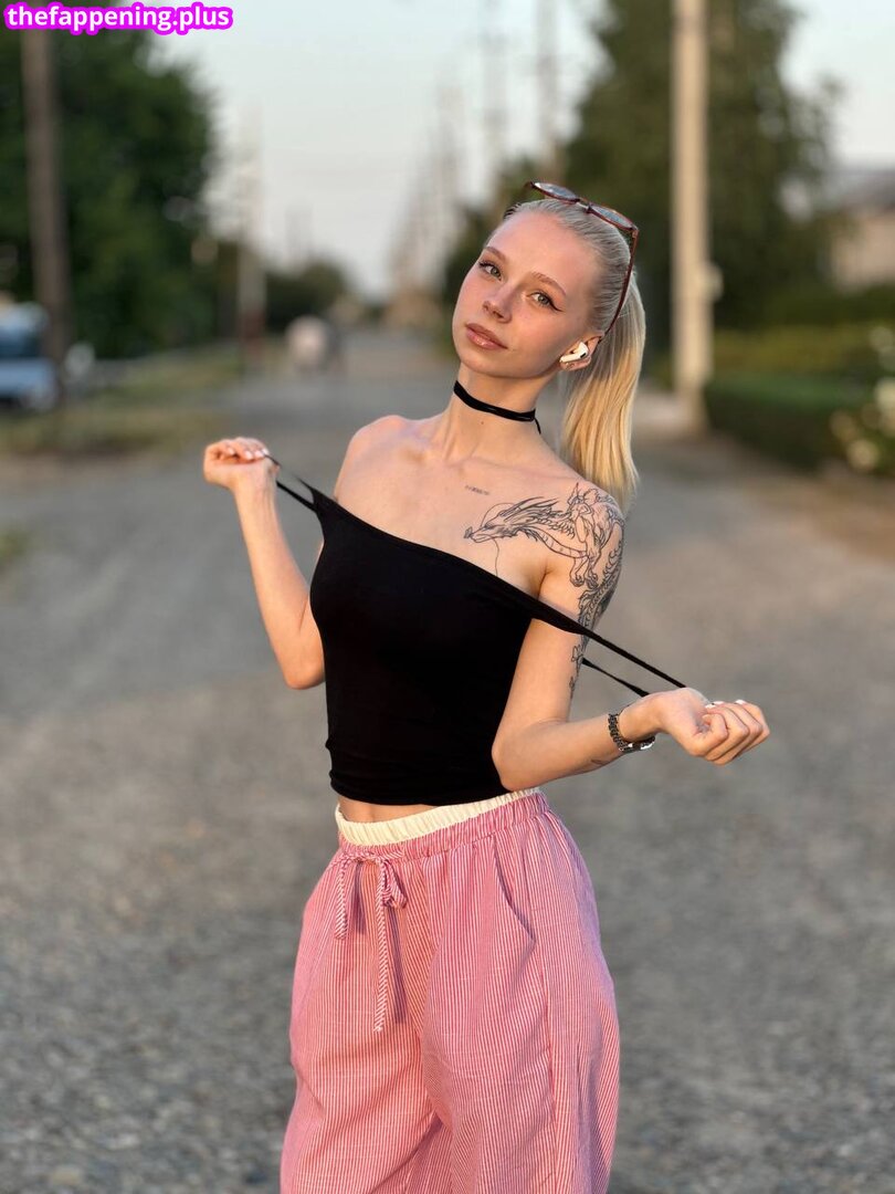 Aaaaanykaaaaa / beauty_bestie / beauty_bestieee Fotografie OnlyFans Dezbrăcată #1