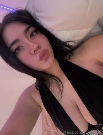 Full leaked Aalexaav private onlyfans photo