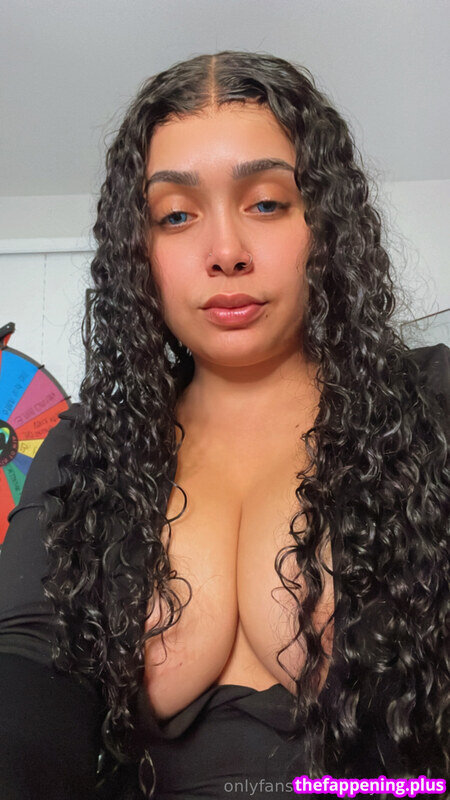 Aaliyah Hadid / aaliyahhadid / aaliyahhadidxo / itsaaliyahhadid Foto OnlyFans Nua #284