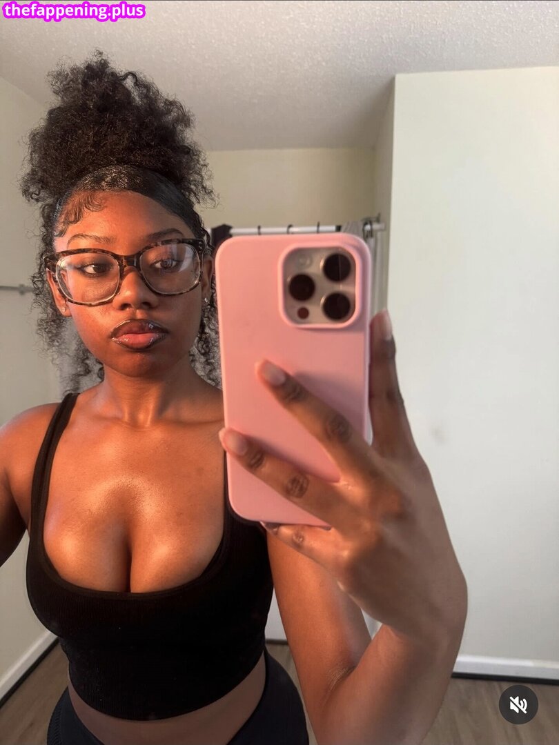 Aaliyah Monet / aaliyahhmonettt / aaliyahmonet_ / https: Çıplak OnlyFans Fotoğrafı #5