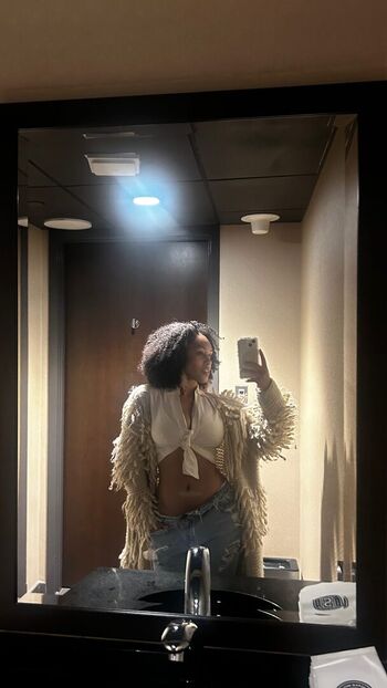 Full leaked Aaliyeezy private onlyfans photo