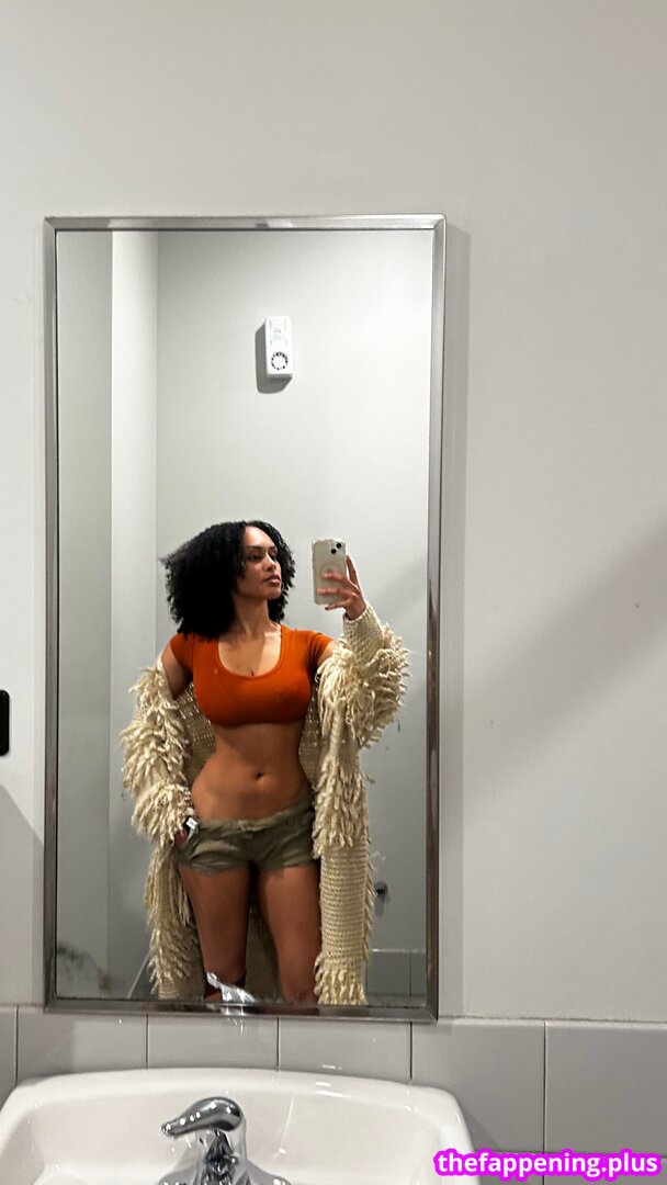 Aaliyeezy / theallierae Фото оголеного OnlyFans #388