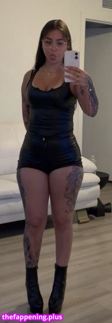 Aalyiahtorress / Itsthesaiint / aalyiahtorres Çıplak OnlyFans Fotoğrafı #2