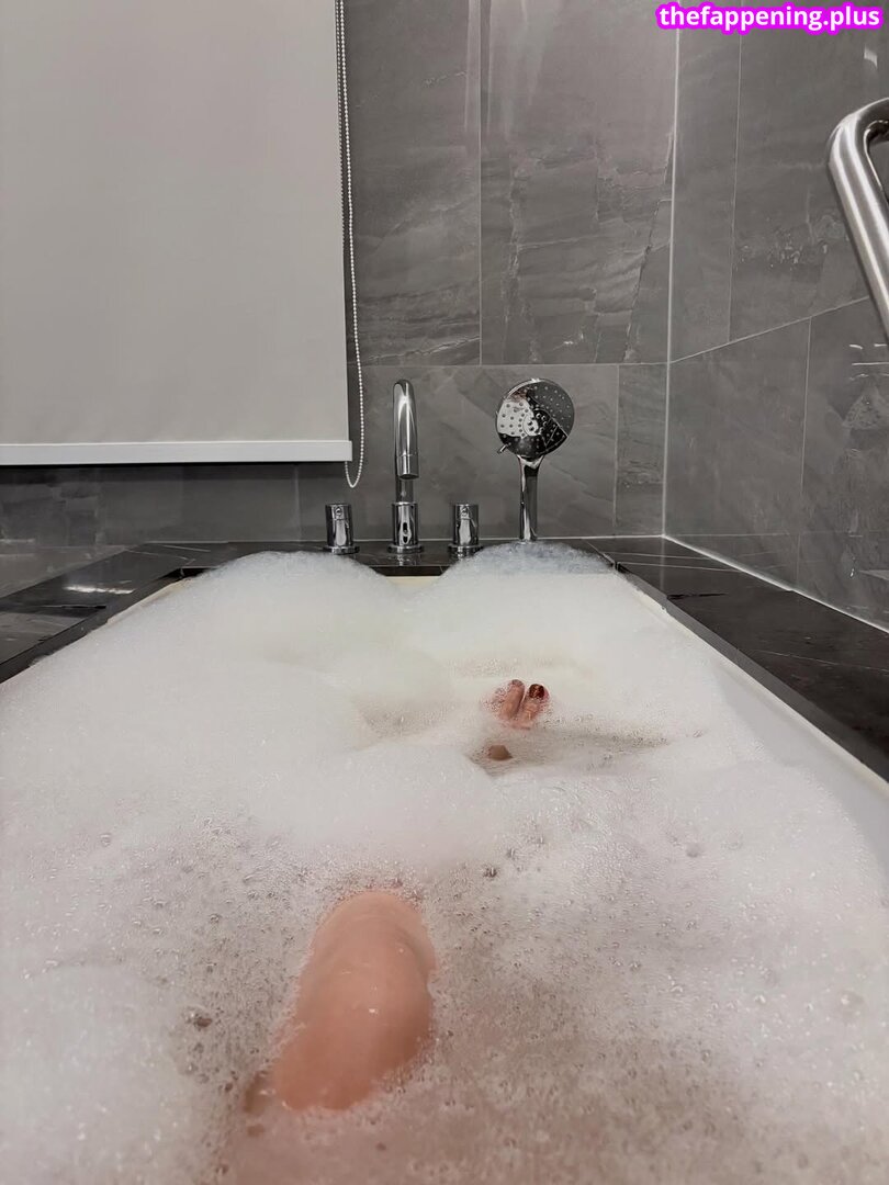 Saipetch B. / aaomhelloo Nagie OnlyFans Zdjęcie #130