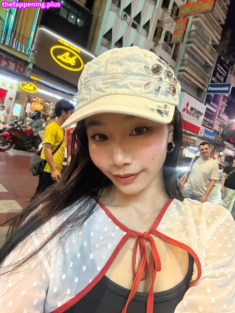 Saipetch B. / aaomhelloo Nacktes OnlyFans Foto #171