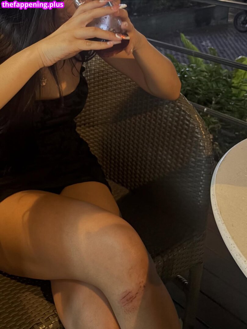 Saipetch B. / aaomhelloo Çıplak OnlyFans Fotoğrafı #177