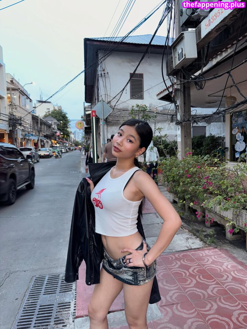 Saipetch B. / aaomhelloo Fotografie OnlyFans Dezbrăcată #227