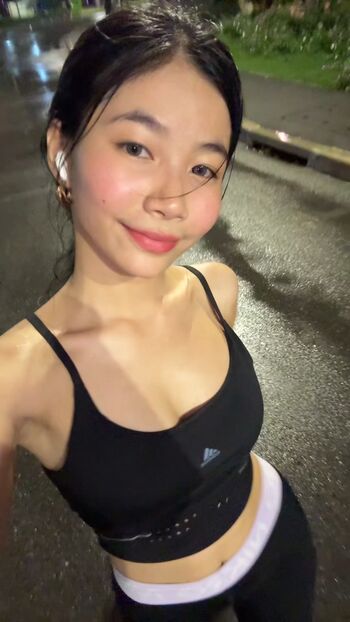 Full leaked Aaomhelloo page private onlyfans photo