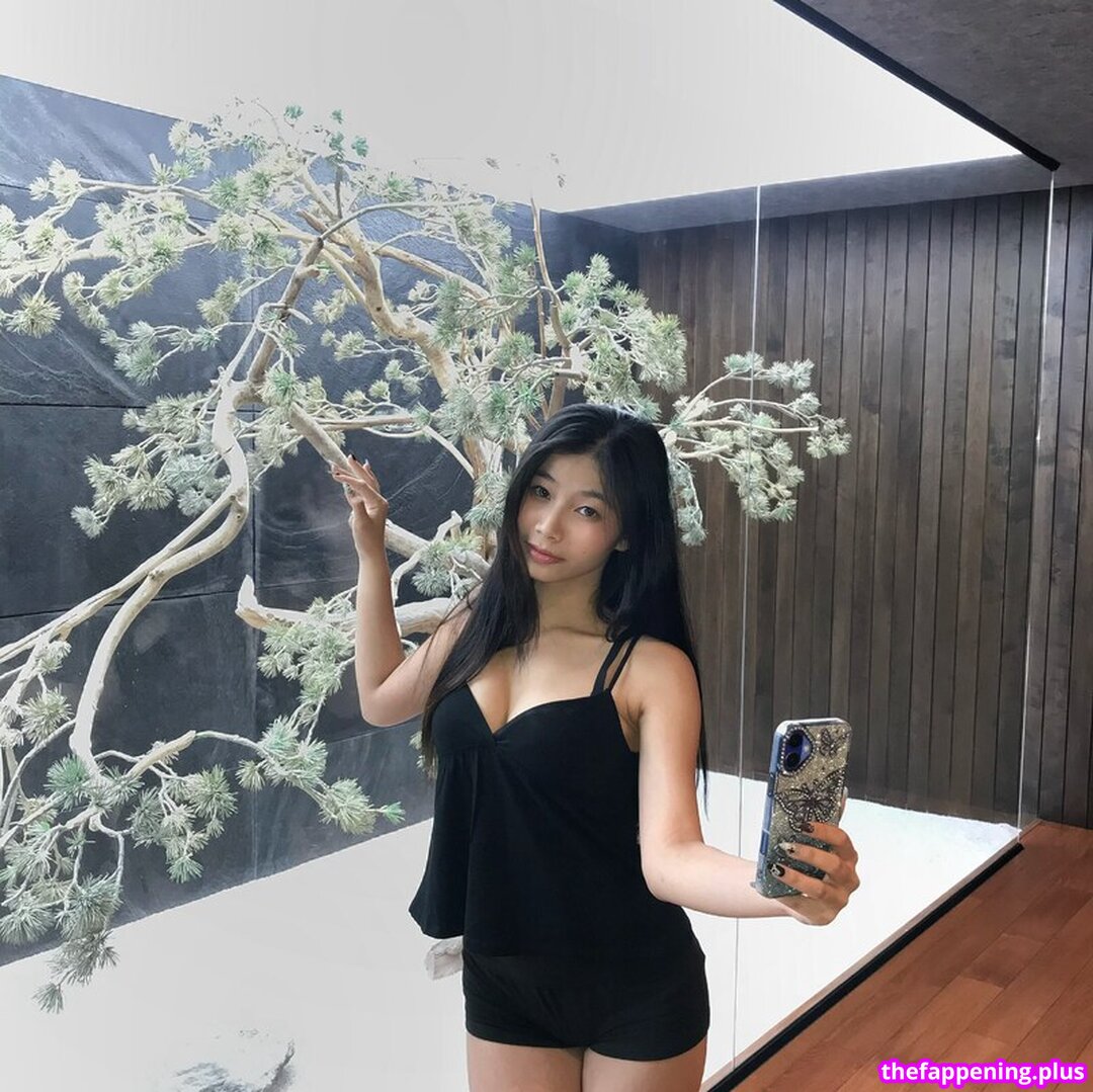Saipetch B. / aaomhelloo Meztelen OnlyFans Fotó #322