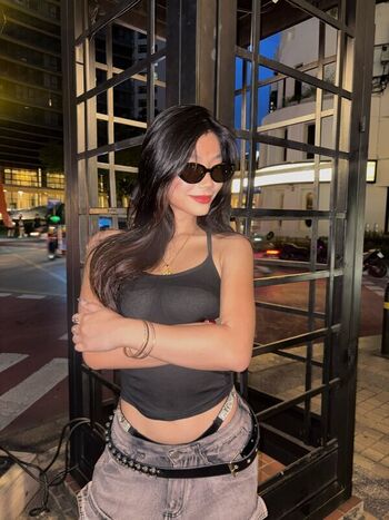 Full leaked Aaomhelloo page private onlyfans photo