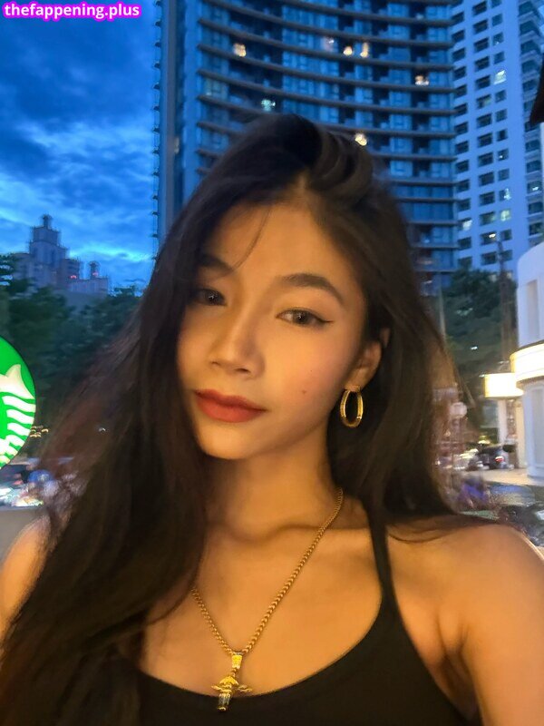 Saipetch B. / aaomhelloo Çıplak OnlyFans Fotoğrafı #382