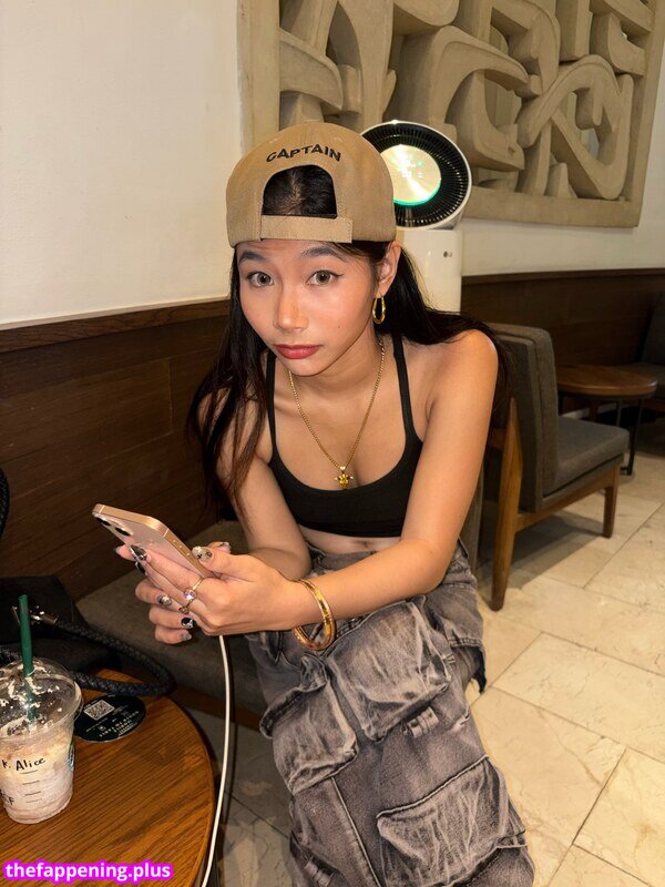 Saipetch B. / aaomhelloo Nacktes OnlyFans Foto #397