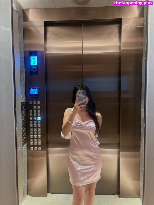 Saipetch B. / aaomhelloo 누드 OnlyFans 사진 #403