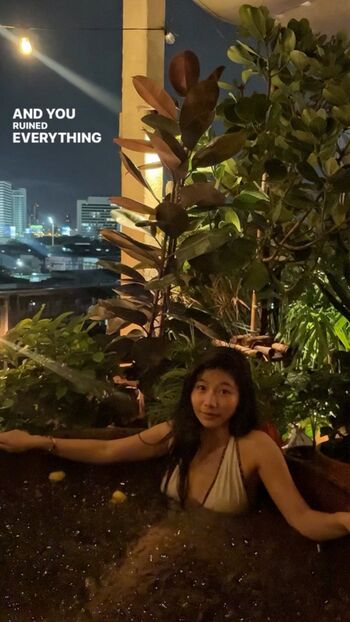 Full leaked Aaomhelloo private onlyfans photo