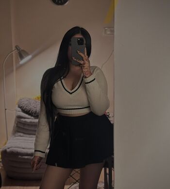 Full leaked Aarohi tirpude page private onlyfans photo