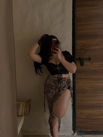 Full leaked Aarohi tirpude page private onlyfans photo
