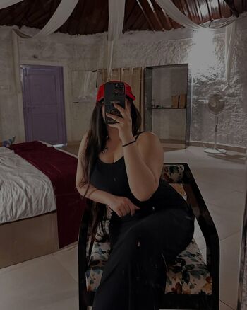 Full leaked Aarohi tirpude page private onlyfans photo