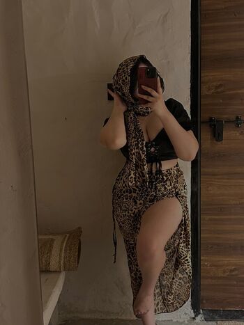 Full leaked Aarohi tirpude page private onlyfans photo