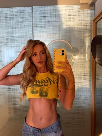 Full leaked Abbey elizabeth brook private onlyfans photo