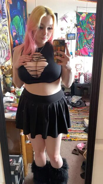 Full leaked Abbiemorelloo private onlyfans photo