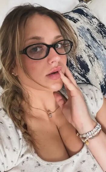 Full leaked Abbyhuxley private onlyfans photo