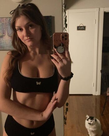 Full leaked Abigail private onlyfans photo