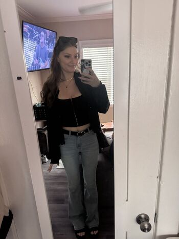 Full leaked Abigail private onlyfans photo