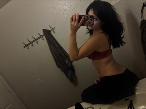 Full leaked Aconitumlilah private onlyfans photo