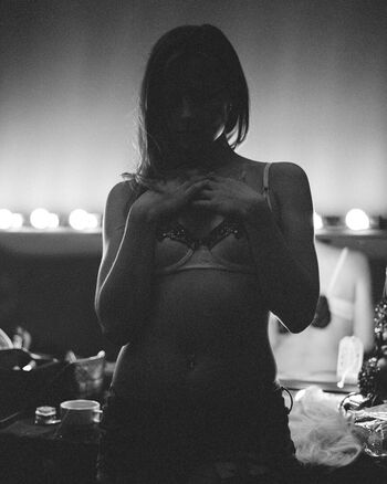 Full leaked Addison rae  page private onlyfans photo