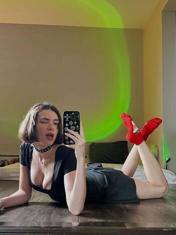 Full leaked Adelemoor page private onlyfans photo