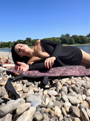 Full leaked Adelina hyseni private onlyfans photo