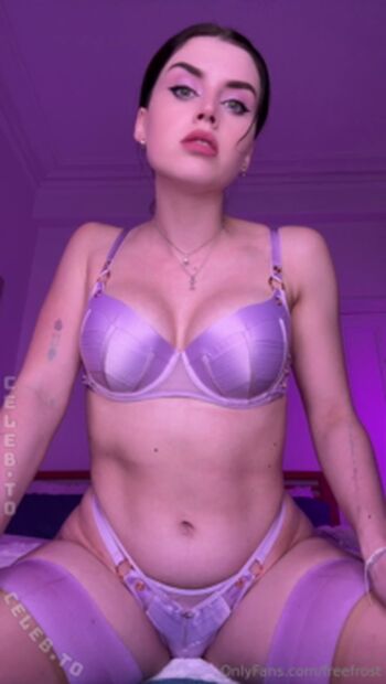 Full leaked Adeline frost page private onlyfans photo