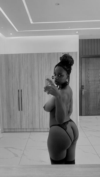 Full leaked Adeline thompson private onlyfans photo