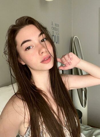 Adellux Adellev