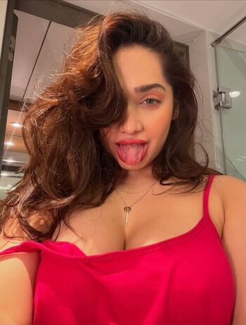 Full leaked Aditi mistry page private onlyfans photo