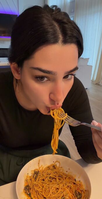 Full leaked Adolladola private onlyfans photo